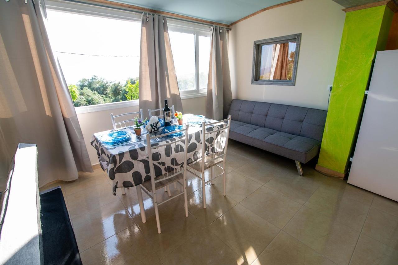 The Happiness Of Vangelis Paralia Vrachou Exterior photo