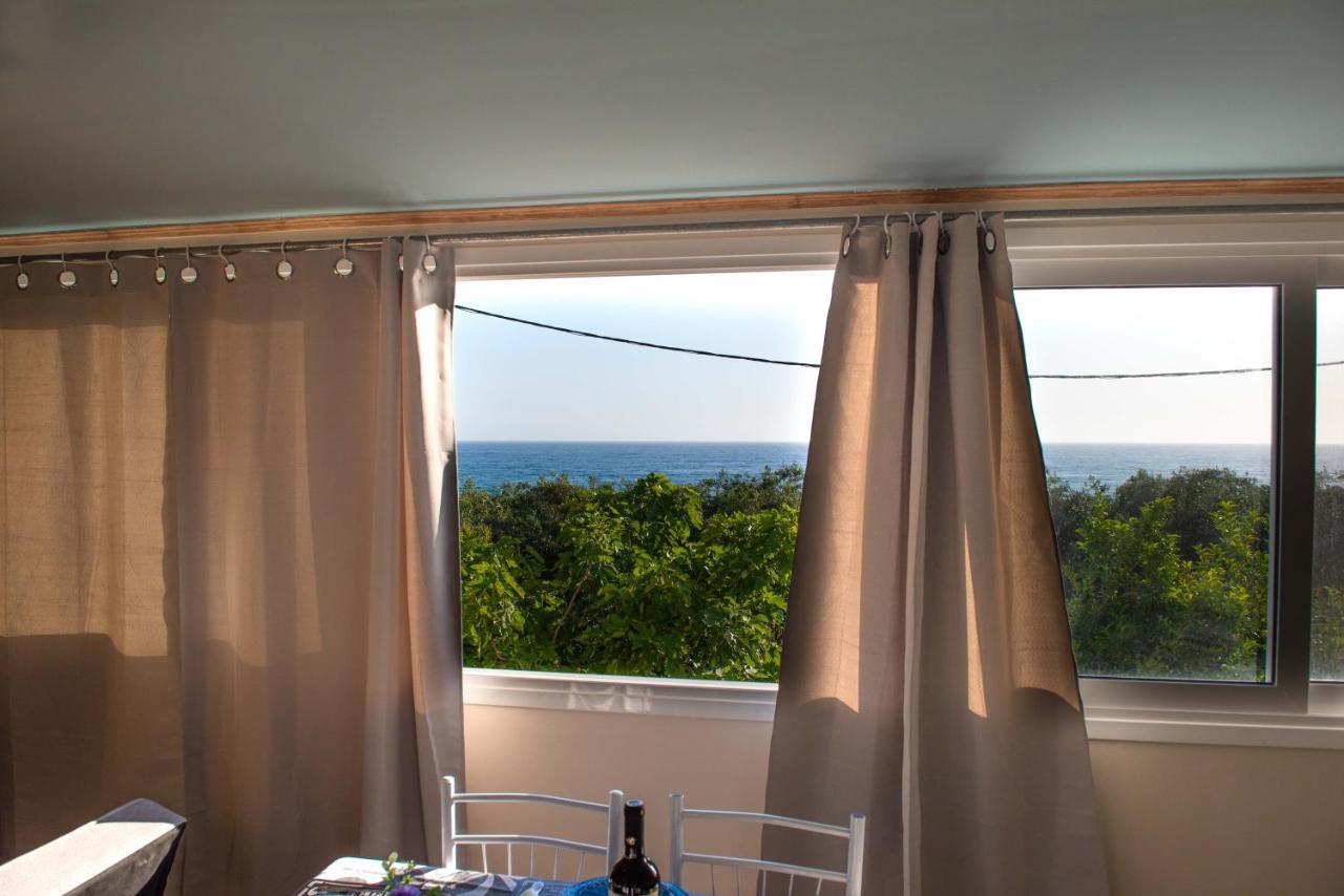The Happiness Of Vangelis Paralia Vrachou Exterior photo