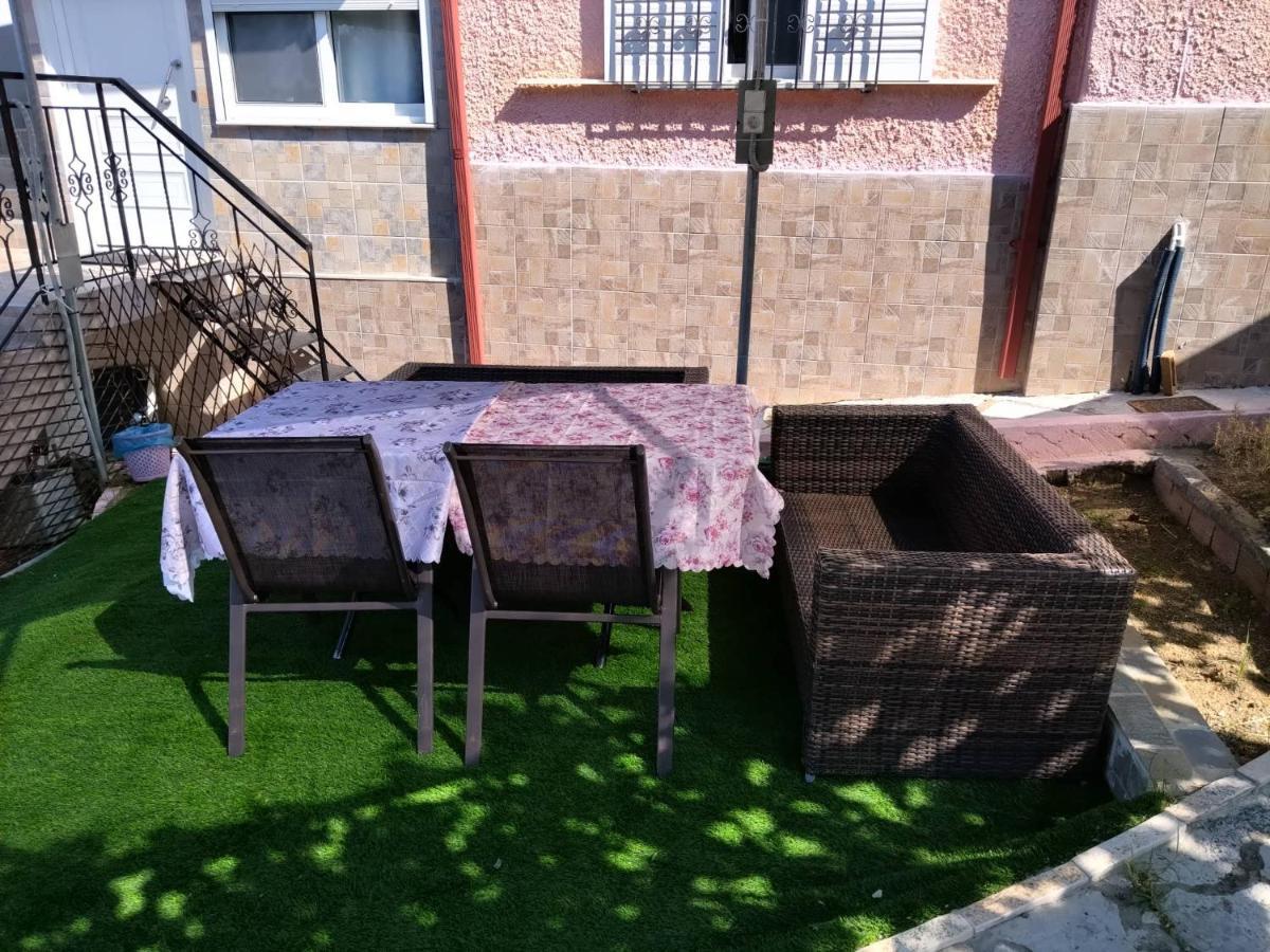 The Happiness Of Vangelis Paralia Vrachou Exterior photo